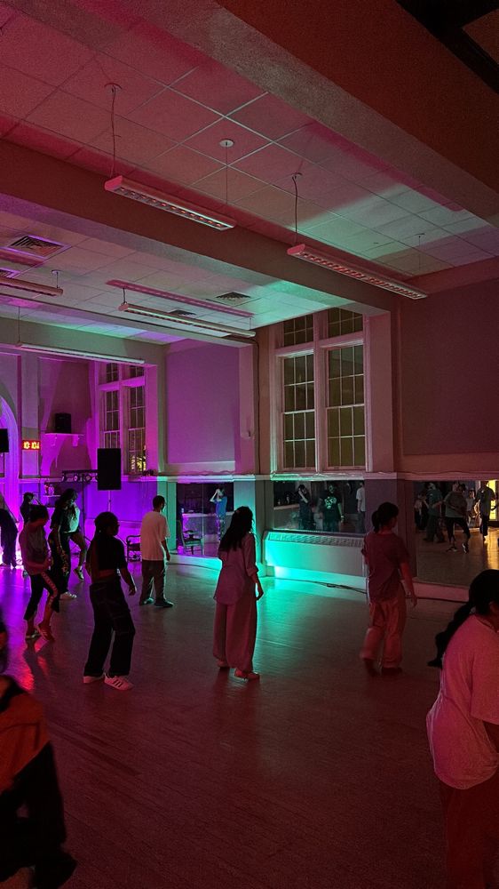 Rumba Y Timbal Dance Company